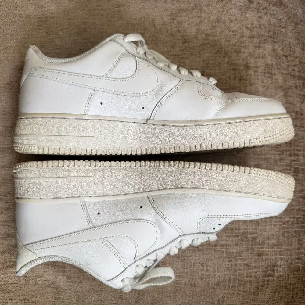 Nike Air Force 1 White Mens Low Top Shoes US 10 Casual AF1 ‘07 Leather Sneakers